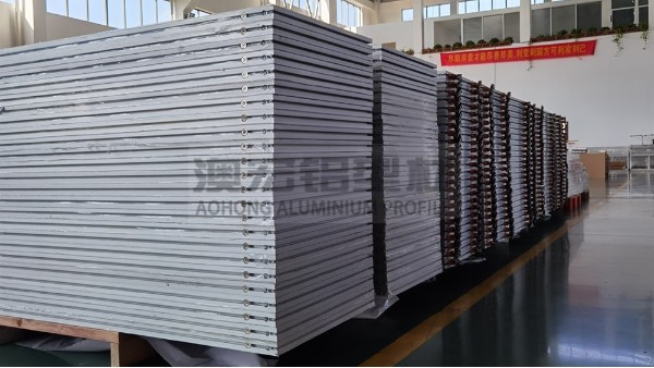 鋁型材承重能力如何判斷？從規(guī)格、負(fù)載到計(jì)算的全指南