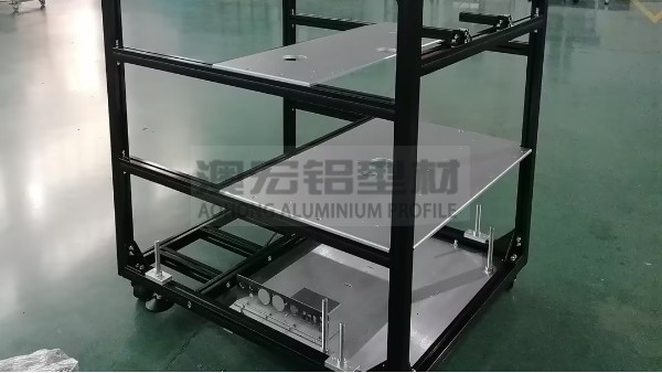 鋁型材框架：快速、靈活、可靠的設備骨骼
